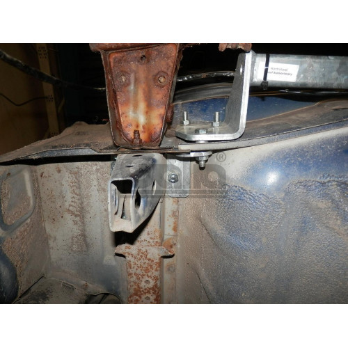 S057A GALIA Полностью оцинкованный фаркоп на Suzuki Liana хетчбек 2WD/4WD 2001-2007. Тип шара: A. Без выреза бампера. Нагрузки: 1300/75 кг, масса фаркопа 16,01 кг