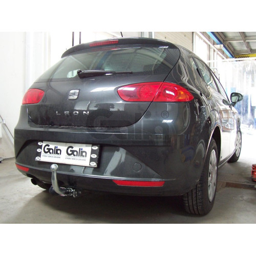 S074A GALIA Полностью оцинкованный фаркоп на SEAT Altea 2004-2015, SEAT Leon 2005-2013. Тип шара: A. Подрезка бампера. Нагрузки: 1600/75 кг, масса фаркопа 17,01 кг