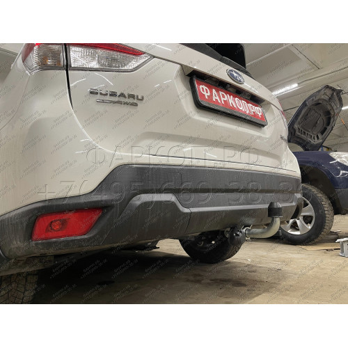 S140C GALIA Полностью оцинкованный фаркоп на Subaru Forester 2018-2024, 2024-. Тип шара: C (горизонтальный съемный). Невидимый вырез бампера. Нагрузки: 2265/100 кг, масса фаркопа 17,57 кг
