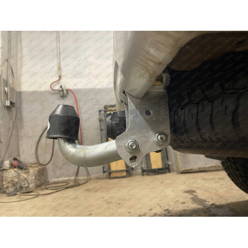 T065A GALIA Полностью оцинкованный фаркоп на Toyota Land Cruiser Prado J120 2003-2009, J150 2009-2023, Lexus GX 470 2003-2009, GX 460 2009-2023. Тип шара: A. Невидимый вырез бампера. Нагрузки: 3000/120 кг, масса фаркопа 5,62 кг