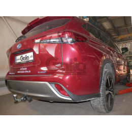 T077C GALIA Полностью оцинкованный фаркоп на Toyota Highlander 2021-. Тип шара: C (горизонтальный съемный). Без подрезки бампера. Нагрузки: 2200/100 кг, масса фар