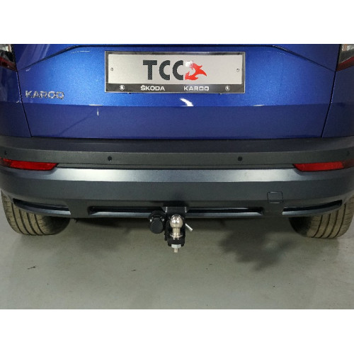 TCU00155 ТСС Фаркоп на Skoda Karoq 2020-. Требуется подрезка бампера. Тип шара: E (шаровый узел под американский квадрат). Нагрузки: 2000/100 кг