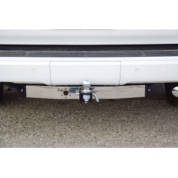 TLC-07-991124.00 PT GROUP Фаркоп с нержавеющей накладкой на Toyota Land Cruiser 200 2007-2021, Lexus LX 2016-2022 без подрезки бампера. Тип шара: E (легкосъемный шар под квадра