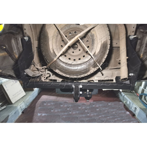 H.T63.A HALTY Фаркоп на Toyota Lite Ace S400 2008-, Toyota Town Ace S400 2008-, Daihatsu Gran Max 2007-, Mazda Bongo 2020- без подрезки бампера. Тип шара: A. Нагрузки: 750/75 кг, масса фаркопа 17,8 кг