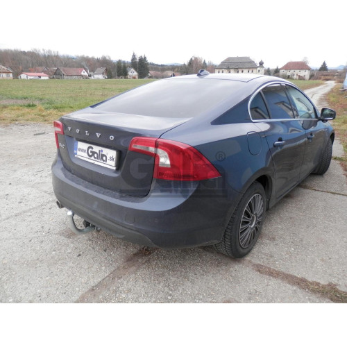 V070A GALIA Полностью оцинкованный фаркоп на Volvo XC60 2008-2017. Тип шара: A. Невидимый вырез бампера. Нагрузки: 2100/90 кг, масса фаркопа 15,22 кг