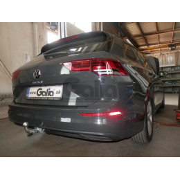 V073A GALIA Полностью оцинкованный фаркоп на Volkswagen Golf VII универсал 2WD/4WD 2013-2019. Тип шара: A. Без выреза бампера. Нагрузки: 2000/100 кг, масса фаркопа 12,12 к