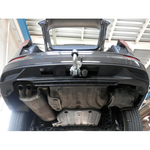 V073A GALIA Полностью оцинкованный фаркоп на Volkswagen Golf VII универсал 2WD/4WD 2013-2019. Тип шара: A. Без выреза бампера. Нагрузки: 2000/100 кг, масса фаркопа 12,12 кг