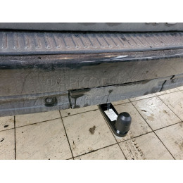 3338 SHERIFF Фаркоп на Land Rover Discovery III, IV 2006-2017, Range Rover Sport 2005-2013. Крепление шара на 2 болтах. Нагрузки: 1500/75 кг, масса фаркопа 2,8 кг (без электрики в комп