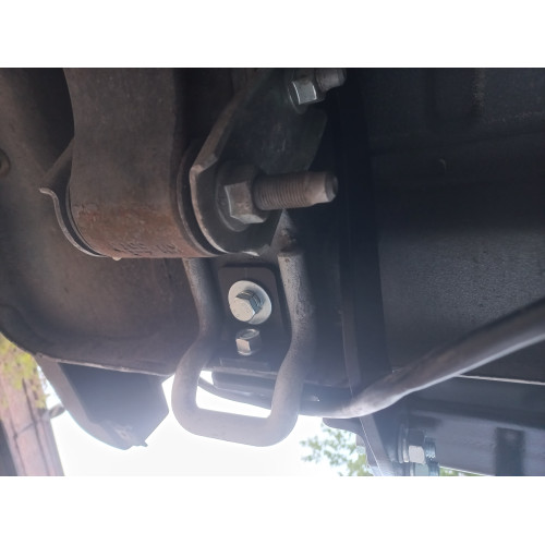 FA 0340-E Бизон Фаркоп на Citroen Jumper VAN III L1, L2, L3 2006-, FIAT Ducato III VAN L1, L2, L3 2006-, Peugeot Boxer III VAN L1, L2, L3 2006- без подрезки бампера. Тип шара: E (легкосъемный шар под квадрат). Нагрузки: 3300/160 кг. Не комплектуется элект