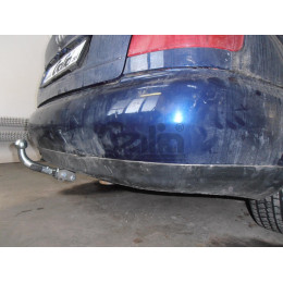 A035C GALIA Полностью оцинкованный фаркоп на Audi A4 седан/универсал 1994-2000, включая 4WD (Quattro). Подрозетник убирается за бампер. Тип шара: C (горизонтал