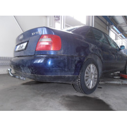 A035C GALIA Полностью оцинкованный фаркоп на Audi A4 седан/универсал 1994-2000, включая 4WD (Quattro). Подрозетник убирается за бампер. Тип шара: C (горизонтал