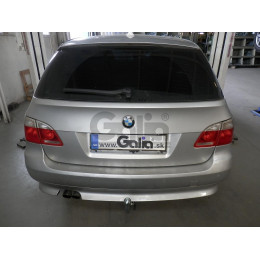 B022C GALIA Полностью оцинкованный фаркоп на BMW 5-Series E60 седан / E61 универсал 2003-2010, в т.ч. подходит с M-пакет. Подрозетник убирается за бампер. Тип ша