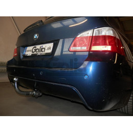B022C GALIA Полностью оцинкованный фаркоп на BMW 5-Series E60 седан / E61 универсал 2003-2010, в т.ч. подходит с M-пакет. Подрозетник убирается за бампер. Тип ша