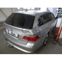 B022C GALIA Полностью оцинкованный фаркоп на BMW 5-Series E60 седан / E61 универсал 2003-2010, в т.ч. подходит с M-пакет. Подрозетник убирается за бампер. Тип ша