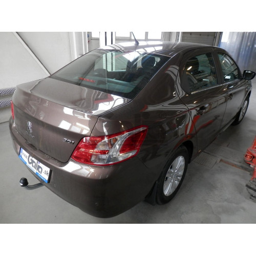 C064C GALIA Полностью оцинкованный фаркоп на Citroen C-Elysee 2013-2016, Peugeot 301 2013-2016. Подрозетник убирается за бампер. Тип шара: C (горизонтальный съемный). Установка без снятия и выреза бампера. Нагрузки 1200/60 кг, масса фаркопа 14,17 кг