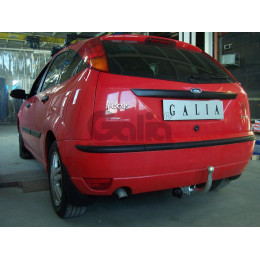 F051C GALIA Полностью оцинкованный фаркоп на Ford Focus I хетчбек 3/5 дверей 1998-2004. Тип шара: C (горизонтальный съемный). Невидимый вырез бампера. Нагруз