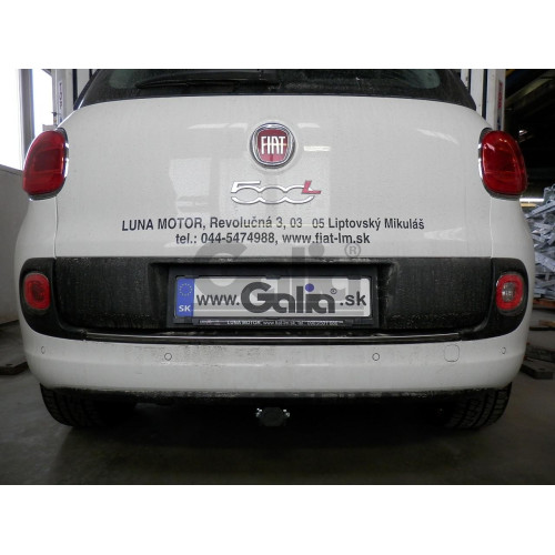 F117A GALIA Полностью оцинкованный фаркоп на FIAT 500L 2012-2022. Подрозетник убирается за бампер. Тип шара: A. Невидимый вырез бампера. Нагрузки: 1200/85 кг, масса фаркопа 12,52 кг