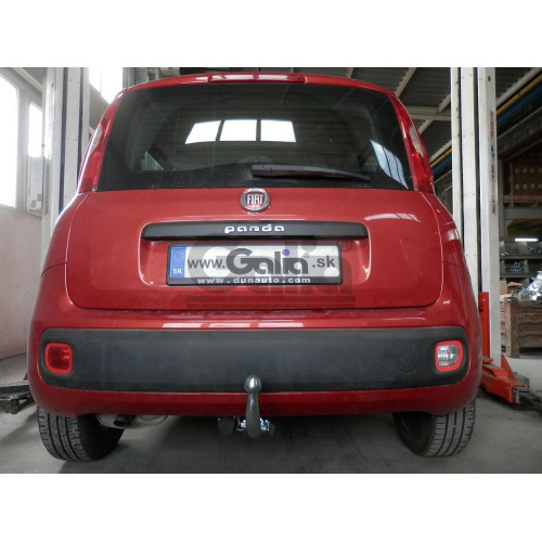 F128C GALIA Полностью оцинкованный фаркоп на FIAT Panda 2012-2022, Lancia Ypsilon 2011-2024. Тип шара: C (горизонтальный съемный). Без выреза бампера. Нагрузки: 1200/75 кг, масса фаркопа 15,17 кг