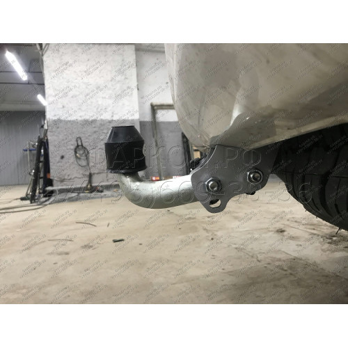 T070A GALIA Полностью оцинкованный фаркоп на Toyota Land Cruiser 200 2008-2021, Lexus LX 2008-2021. Тип шара: A. Невидимый вырез бампера. Нагрузки: 3500/140 кг, масса фаркопа 7,62 кг