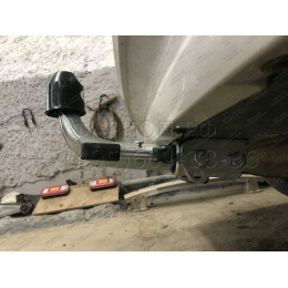 B019C GALIA Полностью оцинкованный фаркоп на BMW X3 F25 2010-2017, BMW X4 F26 2014-2018, кроме моделей с M-пакетом. Подрозетник убирается за бампер. Тип шара: C (гори