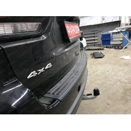 J010C GALIA Полностью оцинкованный фаркоп на Jeep Grand Cherokee WK2 2010-2021. Тип шара: C (горизонтальный съемный). Установка без выреза бампера. Нагрузки: 3500/17