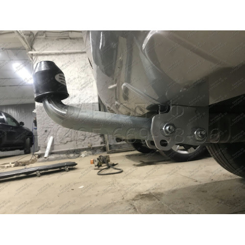 V057A GALIA Полностью оцинкованный фаркоп на Volvo XC90 2003-2015. Подрозетник убирается за бампер. Тип шара: A. Невидимый вырез бампера. Нагрузки: 2250/90 кг, масса фаркопа 15,92 кг