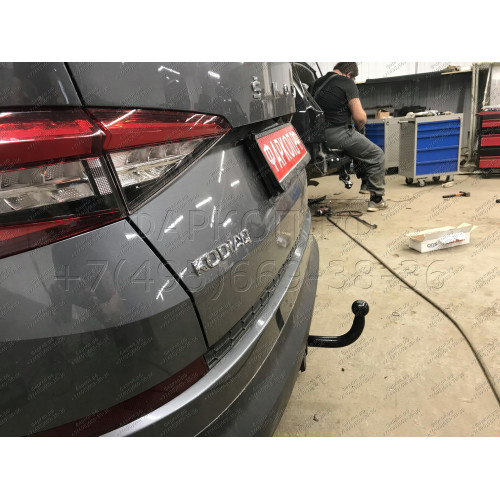 V123-A Лидер-плюс ТСУ для Skoda Kodiaq 2016-2023, Volkswagen Tiguan 5N1, 5N2 2007-2016, Volkswagen Tiguan 2 2016-2024, Skoda Karoq 2019-, Skoda Yeti 2009-2018, Audi Q3 2011-2018, Volkswagen Jetta 2011-2018. Требуется подрезка бампера. Нагрузки: 1300/75 кг