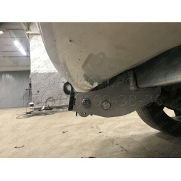 J010C GALIA Полностью оцинкованный фаркоп на Jeep Grand Cherokee WK2 2010-2021. Тип шара: C (горизонтальный съемный). Установка без выреза бампера. Нагрузки: 3500/17