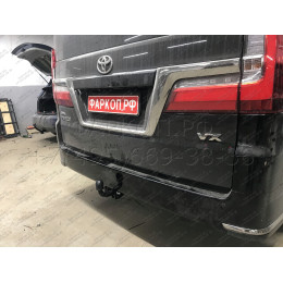 4510.12 SHERIFF Фаркоп на Toyota Hiace 2019-, Toyota Granvia 2019-. Необходима подрезка бампера. Тип шара: A. Нагрузки: 2500/100 кг, масса фаркопа 18,64 кг (без электрики в ко