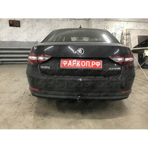 V-149 STEINHOF Фаркоп на Skoda Superb седан/универсал, в т.ч. 4WD 2015-2024, Volkswagen Passat седан/универсал 2014-2023, Volkswagen Arteon, также R Line, также 4 motion 2017-2023. Требуется подрезка бампера. Тип шара: AV (вертикальное быстросъемное крепл