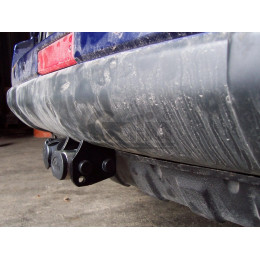 N040C GALIA Полностью оцинкованный фаркоп на Nissan X-Trail T30 2001-2007. Тип шара: C (горизонтальный съемный). Подрезка бампера. Нагрузки: 2100/100 кг, масса фарк