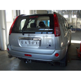 N040C GALIA Полностью оцинкованный фаркоп на Nissan X-Trail T30 2001-2007. Тип шара: C (горизонтальный съемный). Подрезка бампера. Нагрузки: 2100/100 кг, масса фарк