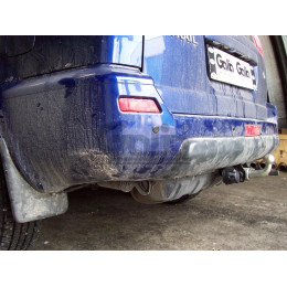 N040C GALIA Полностью оцинкованный фаркоп на Nissan X-Trail T30 2001-2007. Тип шара: C (горизонтальный съемный). Подрезка бампера. Нагрузки: 2100/100 кг, масса фарк