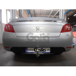 P043A GALIA Полностью оцинкованный фаркоп на Peugeot 508 седан, кроме GT 2011-2019. Подрозетник убирается за бампер. Тип шара: A. Невидимый вырез бампера. На