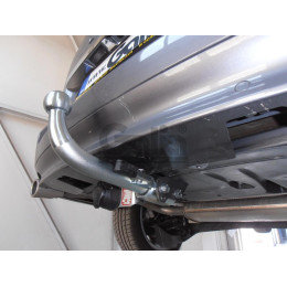 R090A GALIA Полностью оцинкованный фаркоп на Renault Laguna универсал 2007-2015. Тип шара: A. Установка без снятия и выреза бампера. Нагрузки: 1800/75 кг, масса ф