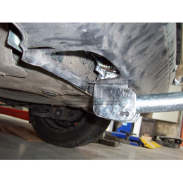 S058A GALIA Полностью оцинкованный фаркоп на SEAT Ibiza III 2002-2008. Подрозетник убирается за бампер. Тип шара: A. Невидимый вырез бампера. Нагрузки: 1200/50 к