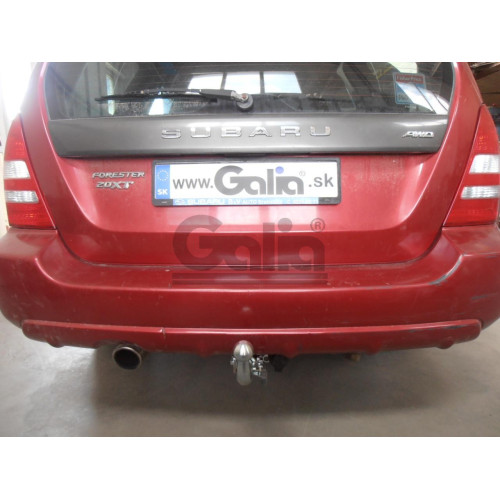 S072C GALIA Полностью оцинкованный фаркоп на Subaru Forester 1997-2008. Подрозетник убирается за бампер. Тип шара: C (горизонтальный съемный). Без выреза бампера. Нагрузки: 2100/85 кг, масса фаркопа 17,77 кг