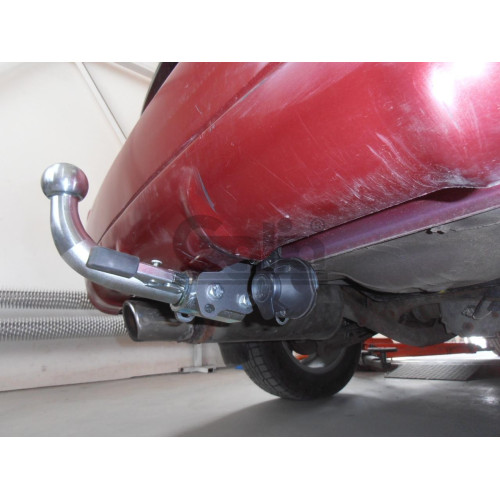 S072C GALIA Полностью оцинкованный фаркоп на Subaru Forester 1997-2008. Подрозетник убирается за бампер. Тип шара: C (горизонтальный съемный). Без выреза бампера. Нагрузки: 2100/85 кг, масса фаркопа 17,77 кг