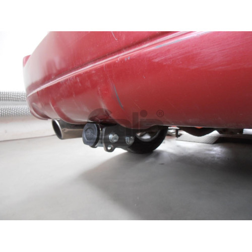 S072C GALIA Полностью оцинкованный фаркоп на Subaru Forester 1997-2008. Подрозетник убирается за бампер. Тип шара: C (горизонтальный съемный). Без выреза бампера. Нагрузки: 2100/85 кг, масса фаркопа 17,77 кг