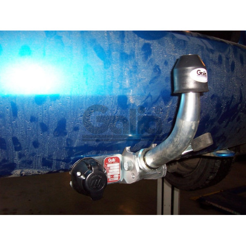 S090C GALIA Полностью оцинкованный фаркоп на Skoda Praktik 2006-2015, Roomster 2006-2015, включая Scout, с 06/2010-2015 требуется электрика с блоком согласования. Тип шара: C (горизонтальный съемный). Требуется вырез в бампере. Нагрузки: 1200/50 кг, масса