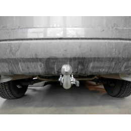 S103C GALIA Полностью оцинкованный фаркоп на Subaru Forester 2007-2013. Тип шара: C (горизонтальный съемный). Невидимый вырез бампера. Нагрузки: 2200/80 кг, масса