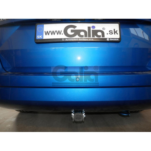 S111C GALIA Полностью оцинкованный фаркоп на Skoda Fabia универсал 2015-2021. Подрозетник убирается за бампер. Тип шара: C (горизонтальный съемный). Невидимый вырез бампера. Нагрузки: 1200/75 кг, масса фаркопа 12,67 кг