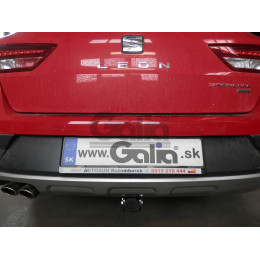S113C GALIA Полностью оцинкованный фаркоп на Seat Leon X-Perience универсал 2014-2020. Подрозетник убирается за бампер. Тип шара: C (горизонтальный съемный). Н
