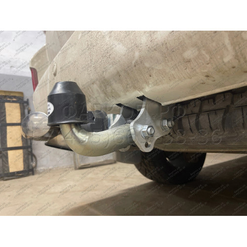 T070A GALIA Полностью оцинкованный фаркоп на Toyota Land Cruiser 200 2008-2021, Lexus LX 2008-2021. Тип шара: A. Невидимый вырез бампера. Нагрузки: 3500/140 кг, масса фаркопа 7,62 кг