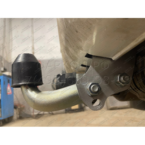 T070A GALIA Полностью оцинкованный фаркоп на Toyota Land Cruiser 200 2008-2021, Lexus LX 2008-2021. Тип шара: A. Невидимый вырез бампера. Нагрузки: 3500/140 кг, масса фаркопа 7,62 кг