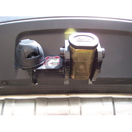 V052C GALIA Полностью оцинкованный фаркоп на Audi Q7 2006-2015, Porsche Cayenne 2002-2010, 2010-2018, Volkswagen Touareg 2002-2010, 2010-2018. Тип шара: C (горизонтальный съемный). Минималь