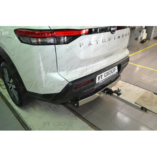 NPA-22-991124.00 PT GROUP Фаркоп с нержавеющей накладкой на Nissan Pathfinder R53 2022- без подрезки бампера. Тип шара: E (легкосъемный шар под квадрат). Нагрузки: 2750/158 кг, масса фаркопа 18 кг (без электрики в комплекте)