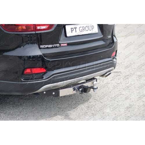 HSF-18-991124.00 PT GROUP Фаркоп с нержавеющей накладкой на Kia Sorento Prime рестайлинг 2018-2020, Hyundai Santa Fe 2018-2021 без подрезки бампера. Тип шара: E (легкосъемный шар под квадрат). Нагрузки: 2600/100 кг, масса фаркопа 25,5 кг (без электрики в 
