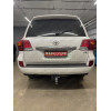 TLC-07-991122.00 PT GROUP Фаркоп на Toyota Land Cruiser 200, в т.ч. TRD 2007-2021, Lexus LX 2007-2022 без подрезки бампера. Тип шара: E (легкосъемный шар под квадрат). Нагрузки: 3500/140 кг, масса фаркопа 11,5 кг (без электрики в комплекте)