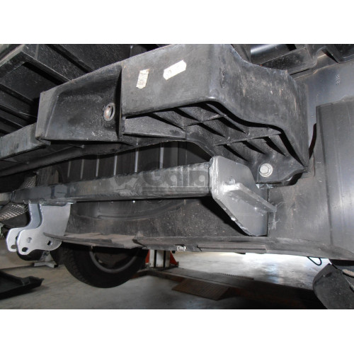 C039A GALIA Полностью оцинкованный фаркоп на Citroen C5 II лифтбек 2004-2008. Особенности: для модели с номерным знаком на заднем бампере. Подрозетник убирается за бампер. Тип шара: A. Невидимый вырез бампера. Нагрузки: 1600/75 кг, масса фаркопа 19,62 кг